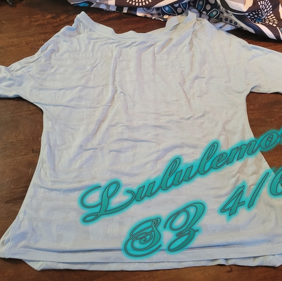 Lululemon Top - Picture 1 of 1